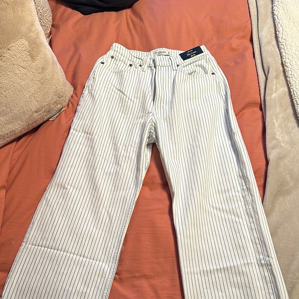 Abercrombie high rise loose jeans